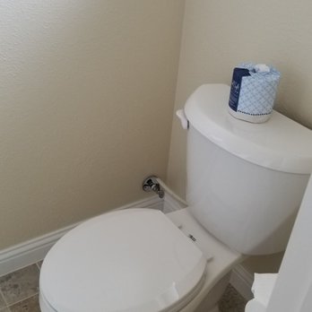 Blue Door - Shower and toilet are separate from the rest of the room - Hotels Near Me - Estes Park, Colorado Blue Door - Shower and toilet are separate from the rest of the room - Hotels Near Me - Estes Park, Colorado