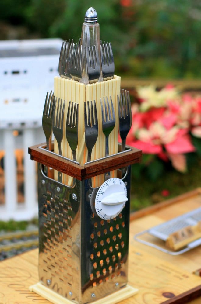 GOLDEN GATE EXPRESS GARDEN RAILWAY 12 Photos 100 John F Kennedy Dr