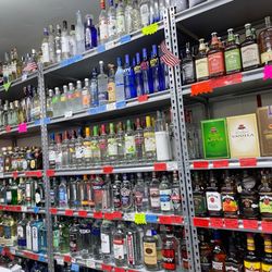 Standlock Bottle Shop