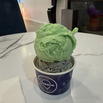Smoove Ice Cream - Pandan & Black Sesame Ice Cream - Ice Cream & Frozen Yogurt Near Me - Milpitas, California