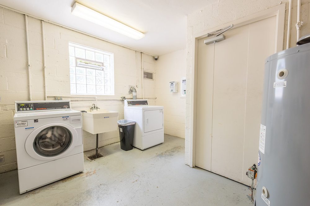 BROADVIEW GARDENS APARTMENTS Updated September 2024 15 Photos