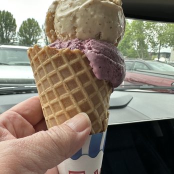 Moo's Gourmet Ice Cream - Maple walnut and Huckleberry. - Ice Cream & Frozen Yogurt Near Me - Jackson, Wyoming Moo's Gourmet Ice Cream - Maple walnut and Huckleberry. - Ice Cream & Frozen Yogurt Near Me - Jackson, Wyoming