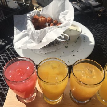 Rockin Fish - mimosa flight and buffalo cauliflower bites - Gastropubs Near Me - Northport, New York Rockin Fish - mimosa flight and buffalo cauliflower bites - Gastropubs Near Me - Northport, New York