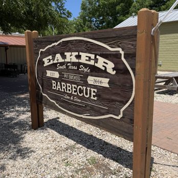 Eaker Barbecue - Sign out front - Barbeque Near Me - Fredricksburg, Texas