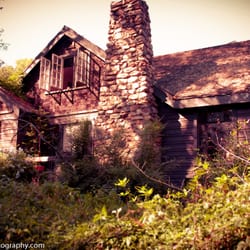 Lake Elowin Resort - Look for the cottage style home located on the property at the end of the drive way for Check- in! Ask for Milt!