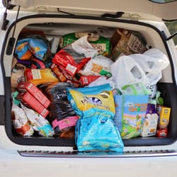 Park Cities Pet Sitter - PCPSI supports the local pet community with events such as "Stuff the SUV" benefiting shelter animals.