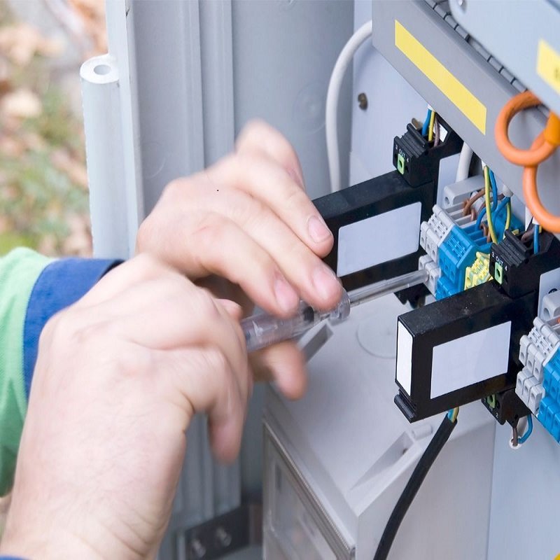 Slide of Local Trusted Electricians