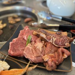 K-BBQ & Hot Pot