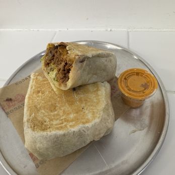 Gus Tacos - cold inside and bad cut of meat - Mexican Near Me - Toronto, Ontario
