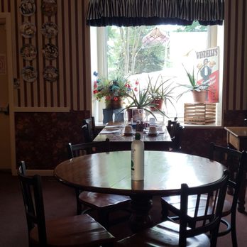 Windhill Pancake Parlor - Breakfast & Brunch Near Me - McHenry, Illinois