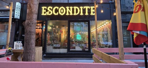 Escondite Drummond by null