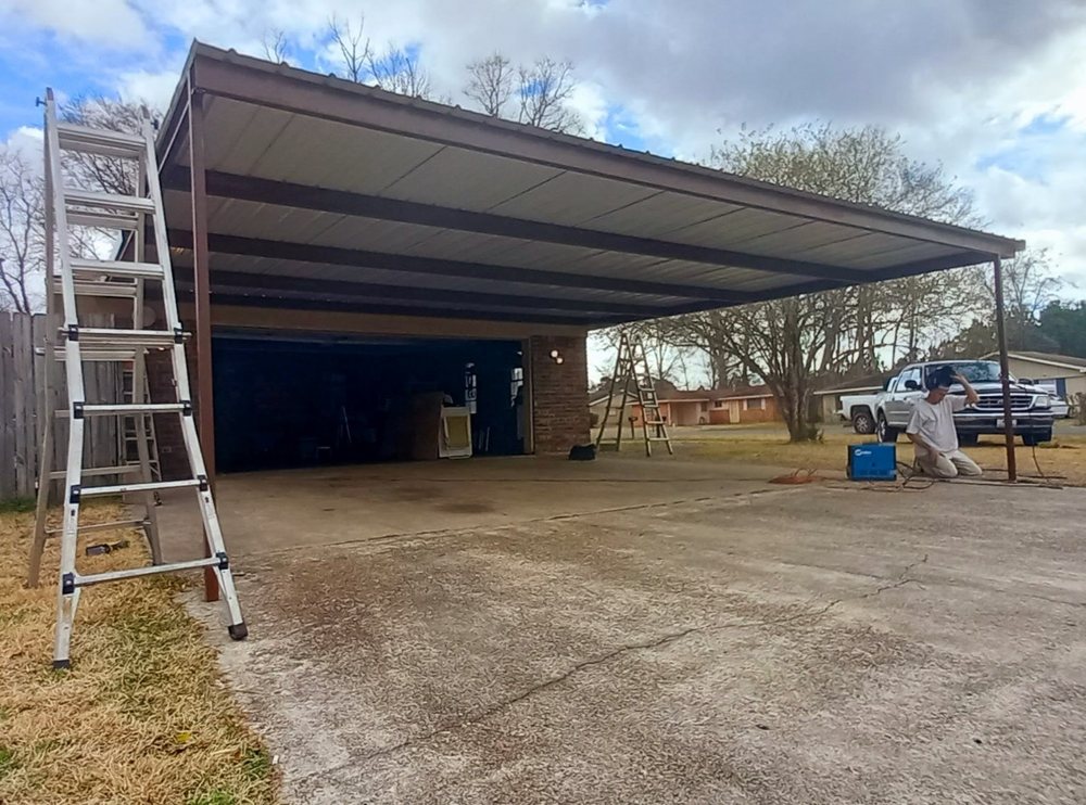 Slide of 318 New Roof