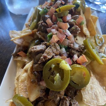 Flights Restaurant And Bar - Nachos - steak - New American Near Me - Burlingame, California Flights Restaurant And Bar - Nachos - steak - New American Near Me - Burlingame, California