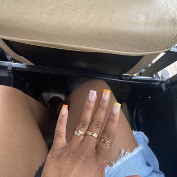 CreméLux Nail Spa - Nail Salons Near Me - Baltimore, Maryland CreméLux Nail Spa - Nail Salons Near Me - Baltimore, Maryland