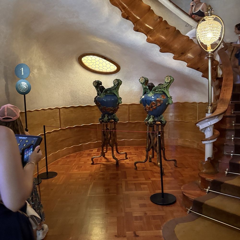 Casa Batlló - Entrance/foyer - Landmarks & Historical Buildings Near Me - Barcelona, B