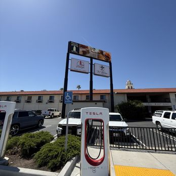 Tesla - EV Charging Stations Near Me - Santa Nella, California