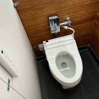 Restaurant SUNTORY - bidet - Japanese Near Me - Honolulu, Hawaii Restaurant SUNTORY - bidet - Japanese Near Me - Honolulu, Hawaii