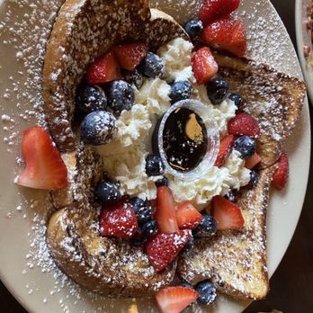 BD Riley's Irish Pub at Mueller - Fabulous French Toast Bailey's French Toast - Irish Pub Near Me - Austin, Texas BD Riley's Irish Pub at Mueller - Fabulous French Toast Bailey's French Toast - Irish Pub Near Me - Austin, Texas