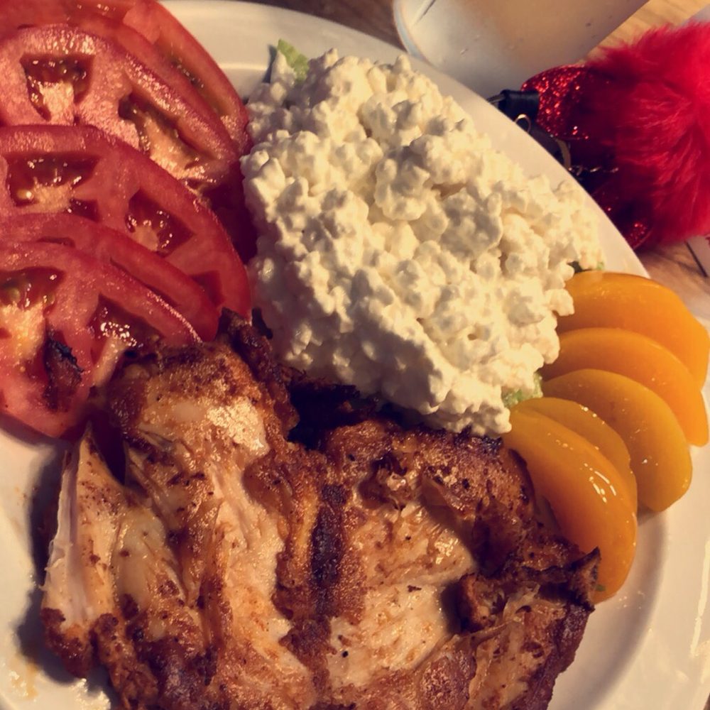 Burger Town - Chicken fillet dinner - Burgers Near Me - Fullerton, California