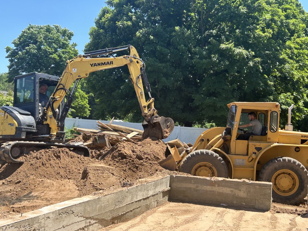 Slide of O&S Home Improvement