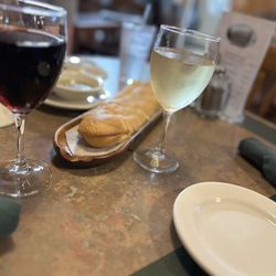 Nicole's Italian Restaurant - Parmesan Cheese Garlic Bread