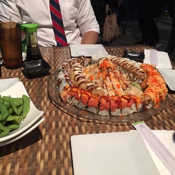 Sushi Cruise - Beautiful presentation! - Sushi Bars Near Me - Edgewater, New Jersey Sushi Cruise - Beautiful presentation! - Sushi Bars Near Me - Edgewater, New Jersey