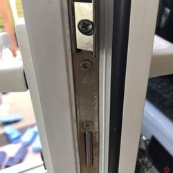 Jim Locksmith Services - Helping my customer to get inside his house