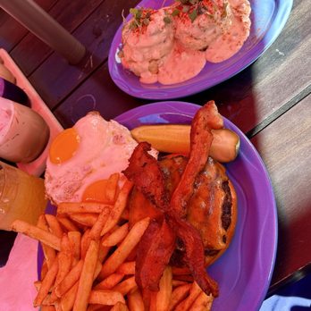 The Breakfast Club - Breakfast Burger & Biscuits and Gravy - Breakfast & Brunch Near Me - San Mateo, California The Breakfast Club - Breakfast Burger & Biscuits and Gravy - Breakfast & Brunch Near Me - San Mateo, California