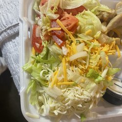 19th Hole - Salad with grilled chicken