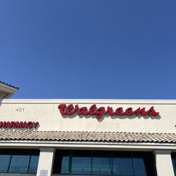 Walgreens - Exterior