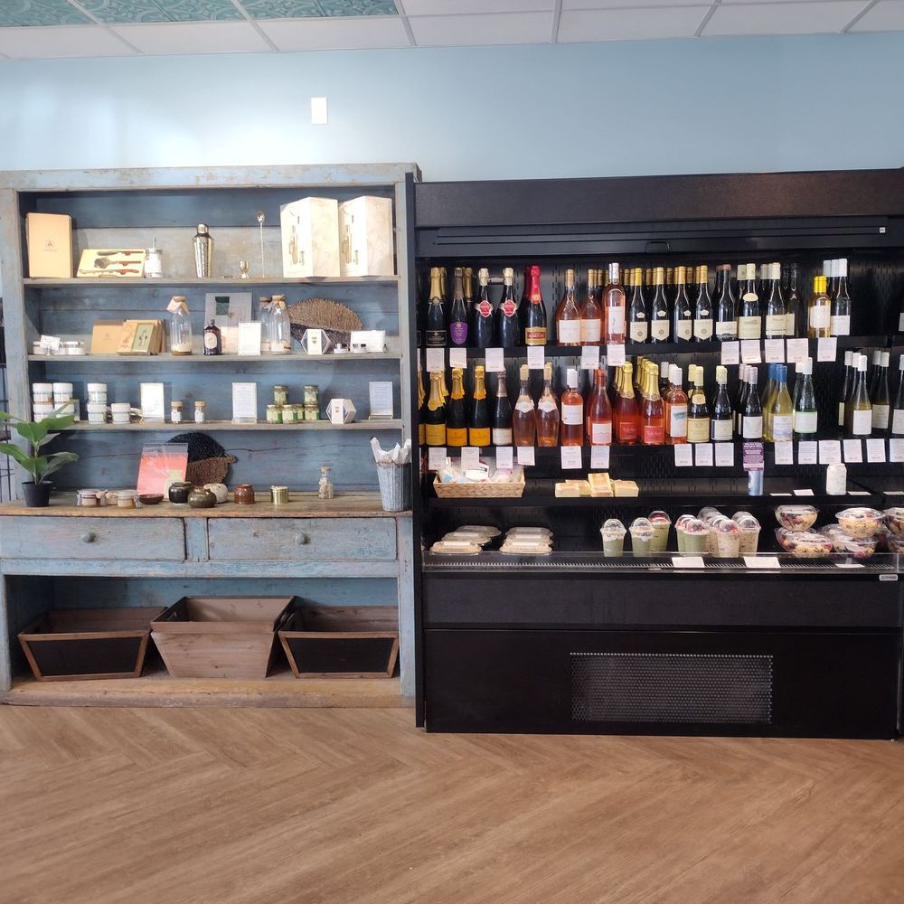Le Marche Cafe - wine and wine and stuff to go with wine - Bakeries Near Me - Shelburne, Vermont Le Marche Cafe - wine and wine and stuff to go with wine - Bakeries Near Me - Shelburne, Vermont
