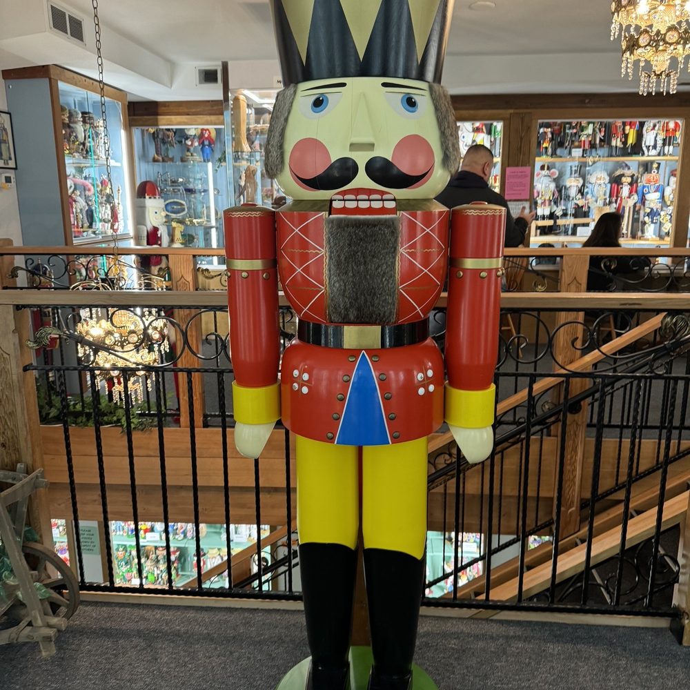 Leavenworth Nutcracker Museum - Museums Near Me - Leavenworth, Washington Leavenworth Nutcracker Museum - Museums Near Me - Leavenworth, Washington