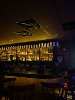 Fox's Lounge by null