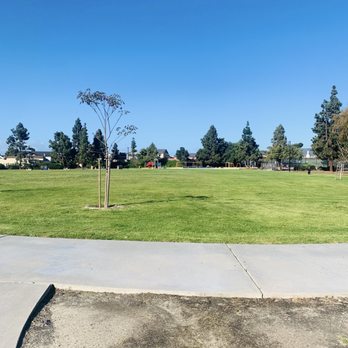 Parkside Park - View of grassy area is clear and clean - Parks Near Me - San Diego, California Parkside Park - View of grassy area is clear and clean - Parks Near Me - San Diego, California