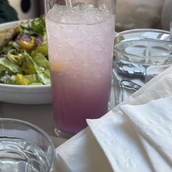 26 Beach Restaurant - Lavender lemonade - New American Near Me - Venice, California