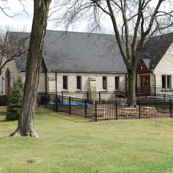 Diamante Montessori School - Montessori Schools Near Me - Glen Ellyn, Illinois Diamante Montessori School - Montessori Schools Near Me - Glen Ellyn, Illinois