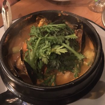 Mott St - Asian Fusion Near Me - Chicago, Illinois