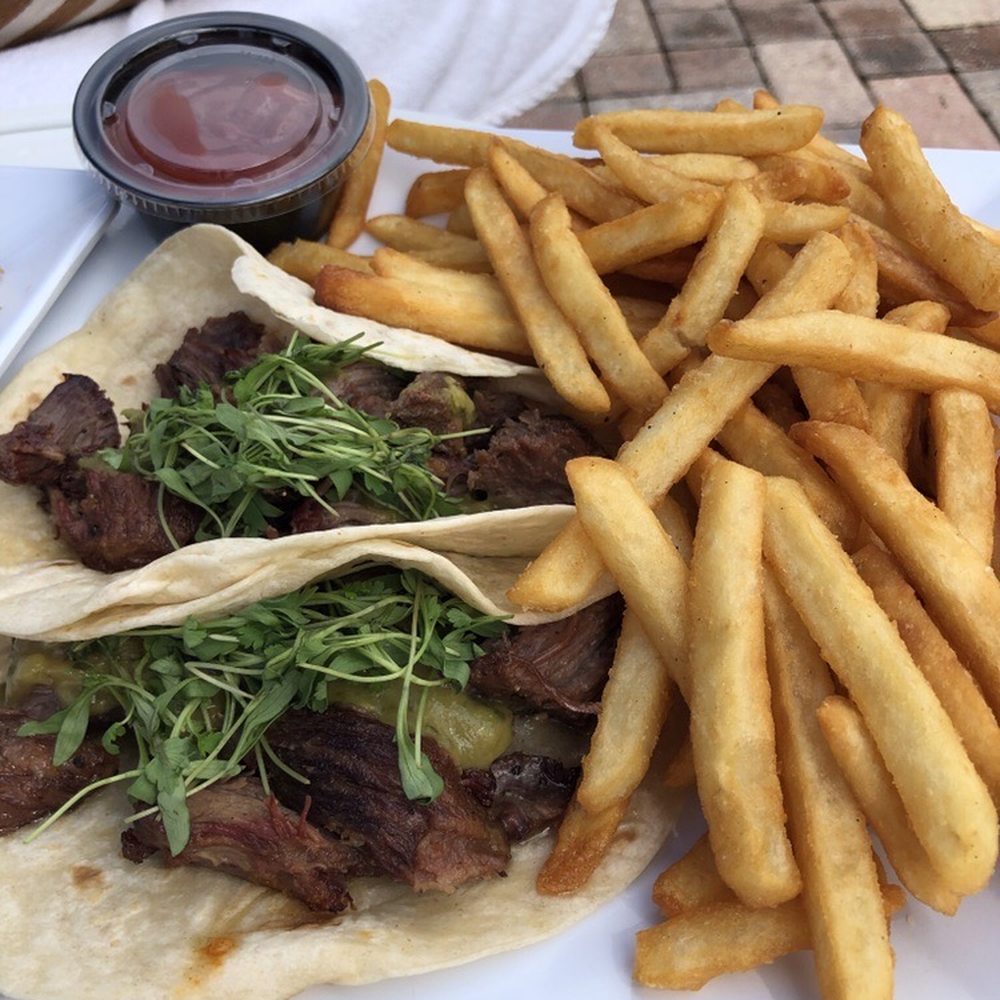 Blue Water Grill - Short rib tacos - Cocktail Bars Near Me - Naples, Florida Blue Water Grill - Short rib tacos - Cocktail Bars Near Me - Naples, Florida