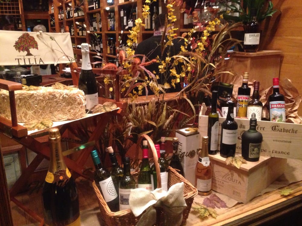 HENRY STREET WINES & LIQUORS Updated September 2024 29 Reviews 494 Henry St, Brooklyn, New