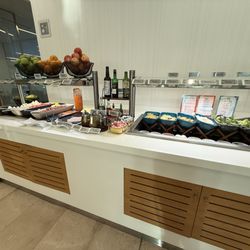VIP Lounge Puerta Alcalá - Salad bar