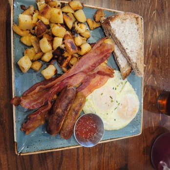 First Watch - the traditional:  bacon, sausage links, potatoes, toast, egg over easy - Breakfast & Brunch Near Me - Baytown, Texas