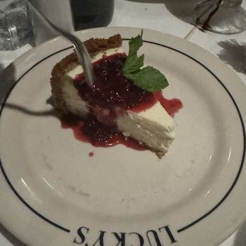 Lucky's - Malibu - Cheesecake - Steakhouses Near Me - Malibu, California