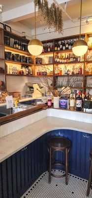 LIVIA Forno e Vino by null