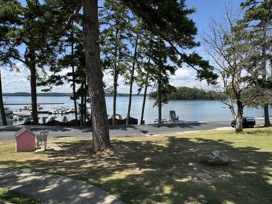 Pig Tales on Lake Lanier by null