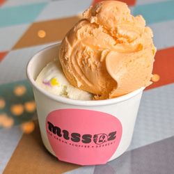 Miss Oz Ice Cream & Dessert - Thai Iced Tea and Birthday Ice Cream | Instagram: @telephonesmoothie
