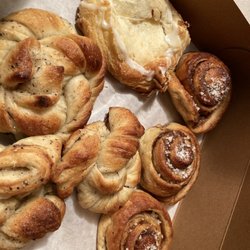 Söta Saker YEG - Almond Danish (Wienerbröd med mandel), Cinnamon Buns (Kanelbullar), Cardamom Buns (Kardemummabullar)