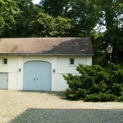 Schloss Mickeln