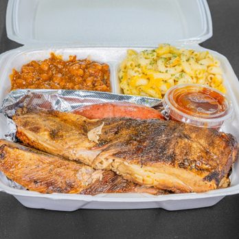 Too Hott Crawfish & BBQ - Our America's favorite three ribs and a sausage with two sides baked beans and good old mac and cheese - Barbeque Near Me - Spring, Texas