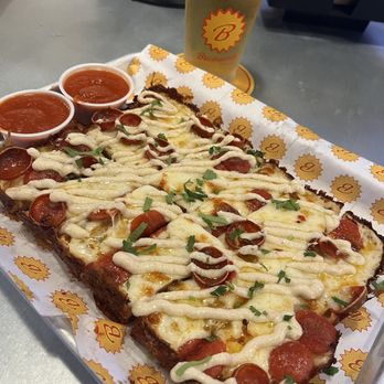 Bricksworth Beer - Garlic cheese bread - Chicken Wings Near Me - Mendota Heights, Minnesota Bricksworth Beer - Garlic cheese bread - Chicken Wings Near Me - Mendota Heights, Minnesota