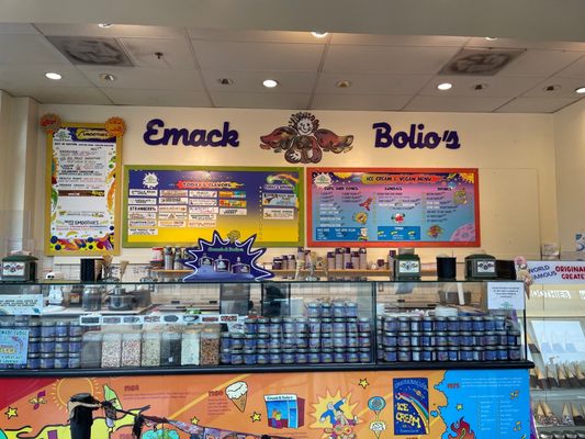 Emack & Bolio's by null